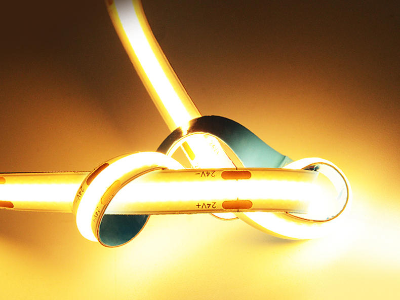 COB燈帶與傳統LED燈帶 在工藝制作上的優勢